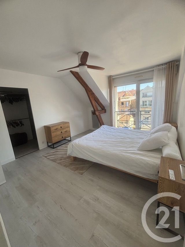 Appartement Duplex à louer - 2 pièces - 56.15 m2 - CORBEIL ESSONNES - 91 - ILE-DE-FRANCE - Century 21 Martinot Immobilier