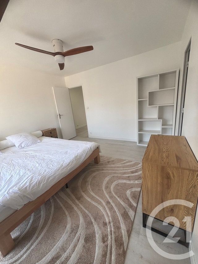 Appartement Duplex à louer - 2 pièces - 56.15 m2 - CORBEIL ESSONNES - 91 - ILE-DE-FRANCE - Century 21 Martinot Immobilier