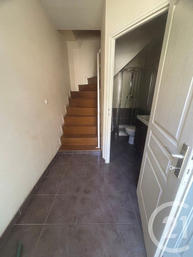 Appartement F1 à louer - 1 pièce - 26.97 m2 - CORBEIL ESSONNES - 91 - ILE-DE-FRANCE - Century 21 Martinot Immobilier