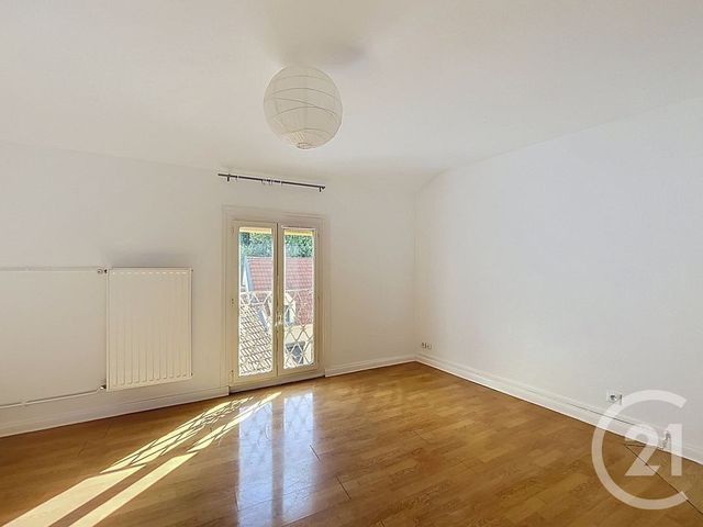 Appartement F2 à vendre - 2 pièces - 42.0 m2 - CORBEIL ESSONNES - 91 - ILE-DE-FRANCE - Century 21 Martinot Immobilier