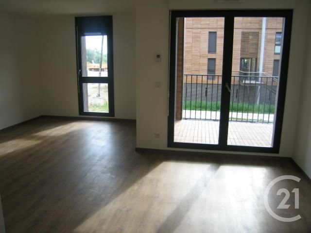 Appartement F1 à louer - 1 pièce - 35.09 m2 - RIS ORANGIS - 91 - ILE-DE-FRANCE - Century 21 Martinot Immobilier