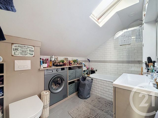 Appartement F3 à vendre - 3 pièces - 102.76 m2 - CORBEIL ESSONNES - 91 - ILE-DE-FRANCE - Century 21 Martinot Immobilier