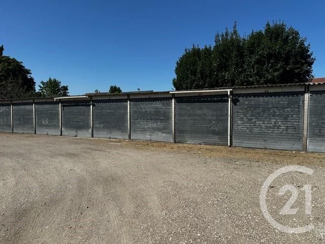 parking à louer - 20.64 m2 - SAINTRY SUR SEINE - 91 - ILE-DE-FRANCE - Century 21 Martinot Immobilier
