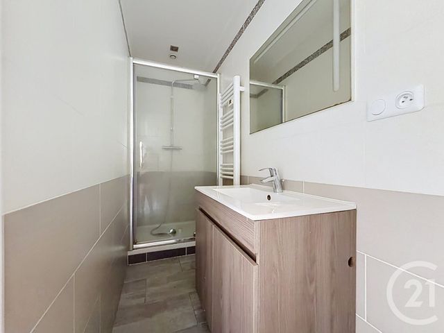 Appartement F2 à vendre - 2 pièces - 39.0 m2 - CORBEIL ESSONNES - 91 - ILE-DE-FRANCE - Century 21 Martinot Immobilier