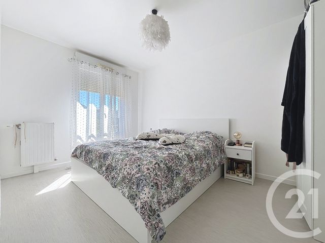 Appartement F2 à louer - 2 pièces - 40.9 m2 - CORBEIL ESSONNES - 91 - ILE-DE-FRANCE - Century 21 Martinot Immobilier