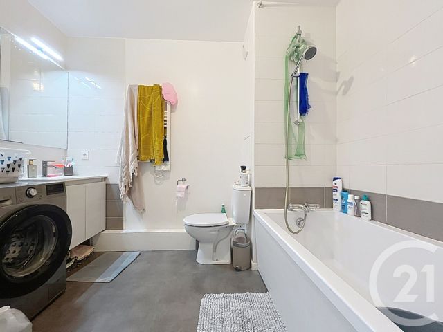 Appartement F2 à louer - 2 pièces - 40.9 m2 - CORBEIL ESSONNES - 91 - ILE-DE-FRANCE - Century 21 Martinot Immobilier