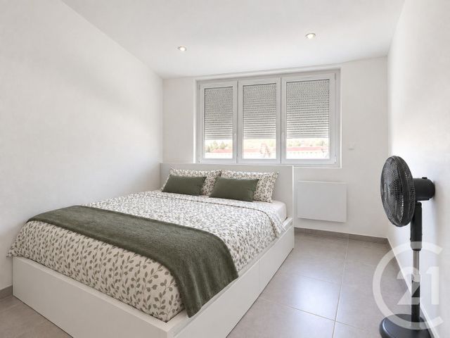 Appartement F2 à vendre - 2 pièces - 34.65 m2 - CORBEIL ESSONNES - 91 - ILE-DE-FRANCE - Century 21 Martinot Immobilier