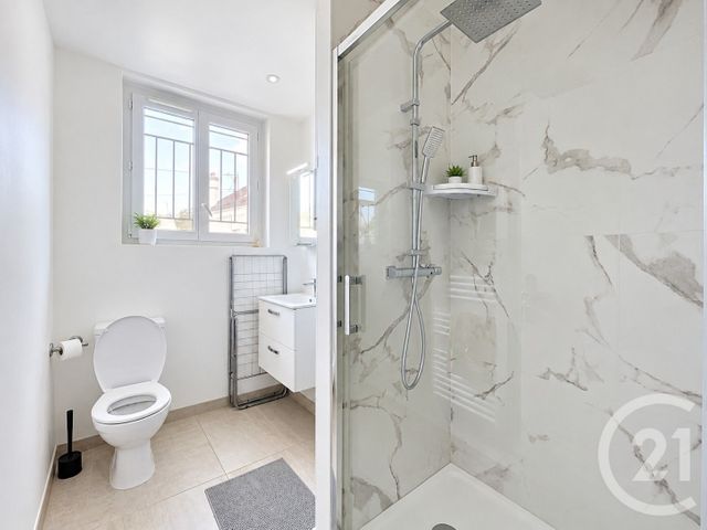 Appartement F2 à vendre - 2 pièces - 34.65 m2 - CORBEIL ESSONNES - 91 - ILE-DE-FRANCE - Century 21 Martinot Immobilier