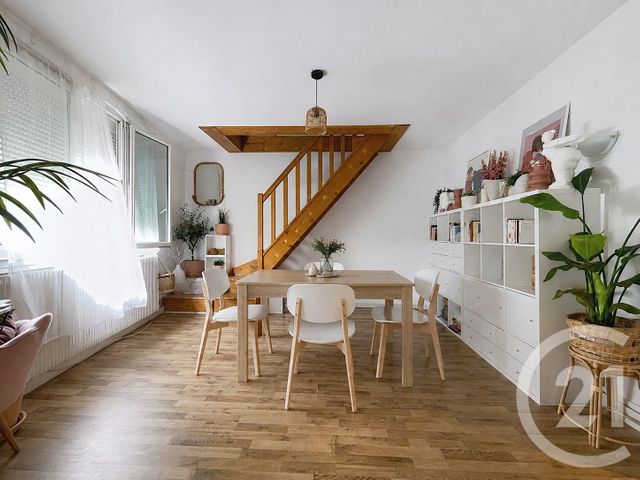 Appartement à vendre - 3 pièces - 57.0 m2 - CORBEIL ESSONNES - 91 - ILE-DE-FRANCE - Century 21 Martinot Immobilier