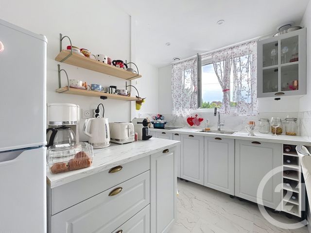 Appartement F2 bis à vendre - 3 pièces - 43.75 m2 - CORBEIL ESSONNES - 91 - ILE-DE-FRANCE - Century 21 Martinot Immobilier