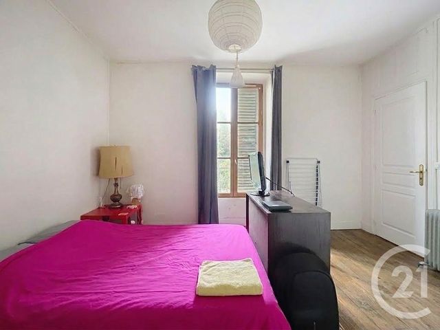 Appartement F2 à vendre - 2 pièces - 40.84 m2 - CORBEIL ESSONNES - 91 - ILE-DE-FRANCE - Century 21 Martinot Immobilier