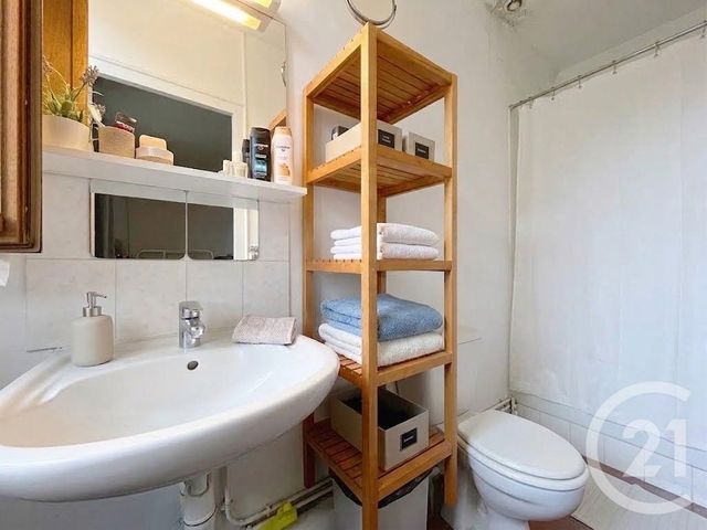 Appartement F2 à vendre - 2 pièces - 40.84 m2 - CORBEIL ESSONNES - 91 - ILE-DE-FRANCE - Century 21 Martinot Immobilier