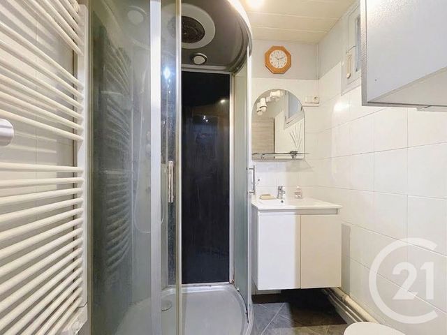 Appartement F2 à vendre - 2 pièces - 36.58 m2 - CORBEIL ESSONNES - 91 - ILE-DE-FRANCE - Century 21 Martinot Immobilier