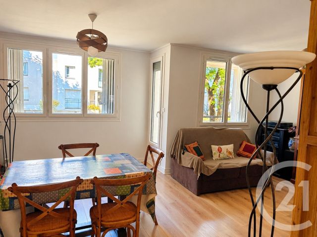 Appartement F5 à vendre - 4 pièces - 90.0 m2 - ST MICHEL SUR ORGE - 91 - ILE-DE-FRANCE - Century 21 Martinot Immobilier