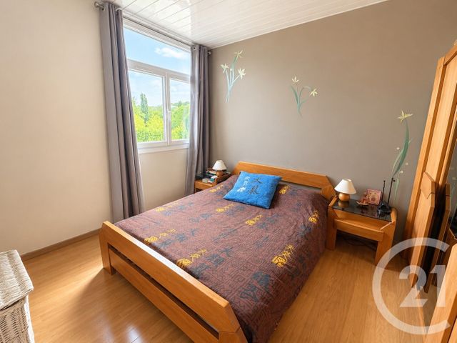 Appartement T4 à vendre - 4 pièces - 78.55 m2 - SAVIGNY SUR ORGE - 91 - ILE-DE-FRANCE - Century 21 Martinot Immobilier