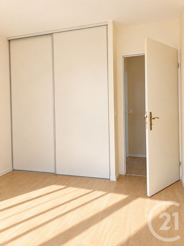 Appartement T3 à vendre STE GENEVIEVE DES BOIS