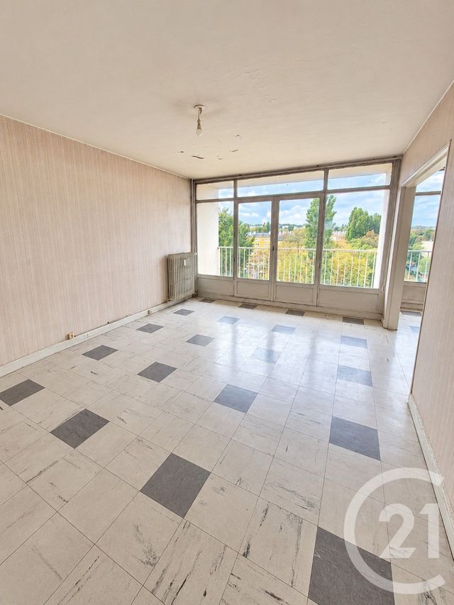 Appartement T4 à vendre - 4 pièces - 79.0 m2 - SAVIGNY SUR ORGE - 91 - ILE-DE-FRANCE - Century 21 Martinot Immobilier