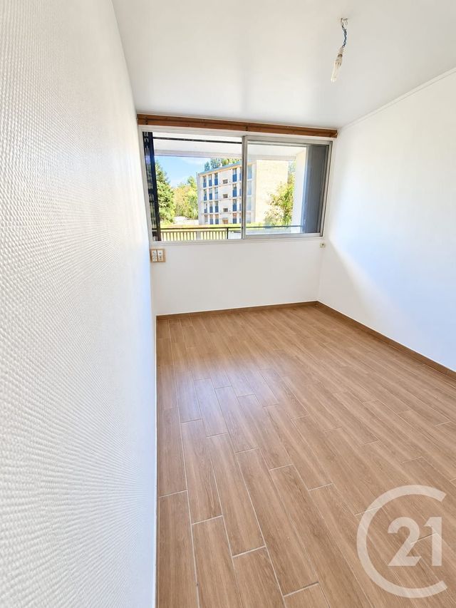 Appartement F2 à vendre - 2 pièces - 40.02 m2 - SAVIGNY SUR ORGE - 91 - ILE-DE-FRANCE - Century 21 Martinot Immobilier