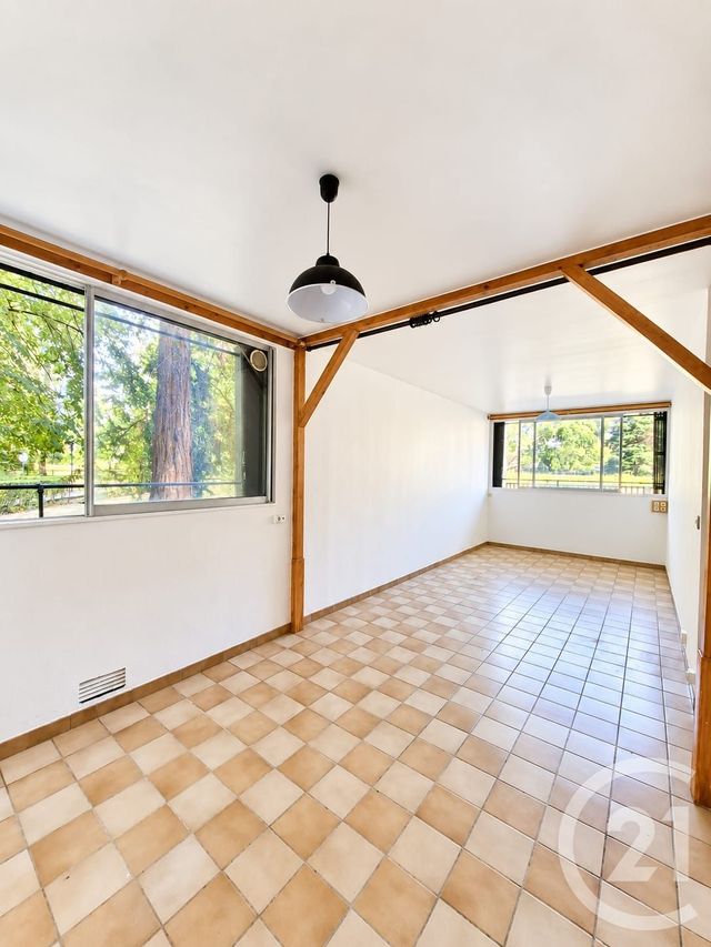 Appartement F2 à vendre - 2 pièces - 40.02 m2 - SAVIGNY SUR ORGE - 91 - ILE-DE-FRANCE - Century 21 Martinot Immobilier