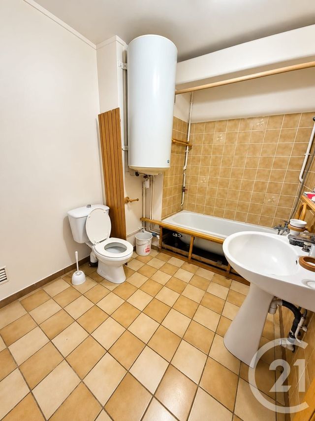 Appartement F2 à vendre - 2 pièces - 40.02 m2 - SAVIGNY SUR ORGE - 91 - ILE-DE-FRANCE - Century 21 Martinot Immobilier