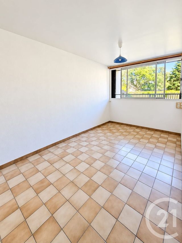 Appartement F2 à vendre - 2 pièces - 40.02 m2 - SAVIGNY SUR ORGE - 91 - ILE-DE-FRANCE - Century 21 Martinot Immobilier