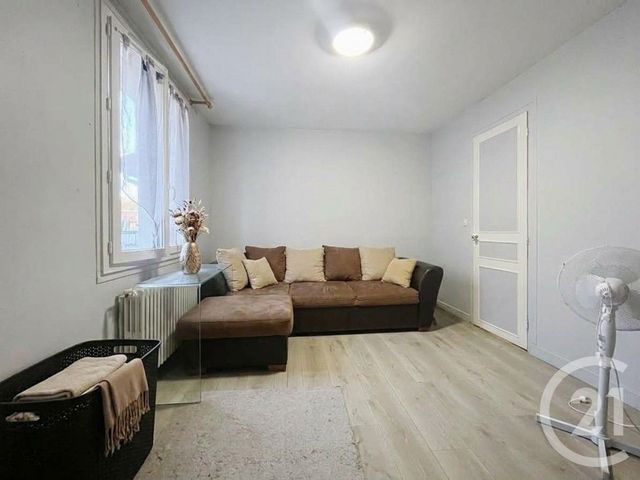 Appartement F7 à vendre - 7 pièces - 147.21 m2 - CORBEIL ESSONNES - 91 - ILE-DE-FRANCE - Century 21 Martinot Immobilier