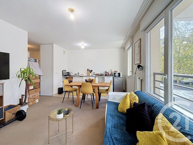 Appartement 2 pièces 43 m² · à Corbeil-Essonnes · 43 m² · 140 000 €