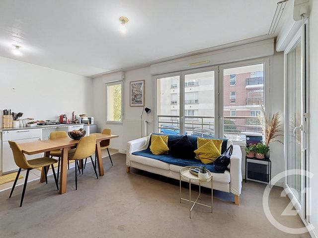 Appartement F2 à vendre - 2 pièces - 43.0 m2 - CORBEIL ESSONNES - 91 - ILE-DE-FRANCE - Century 21 Martinot Immobilier