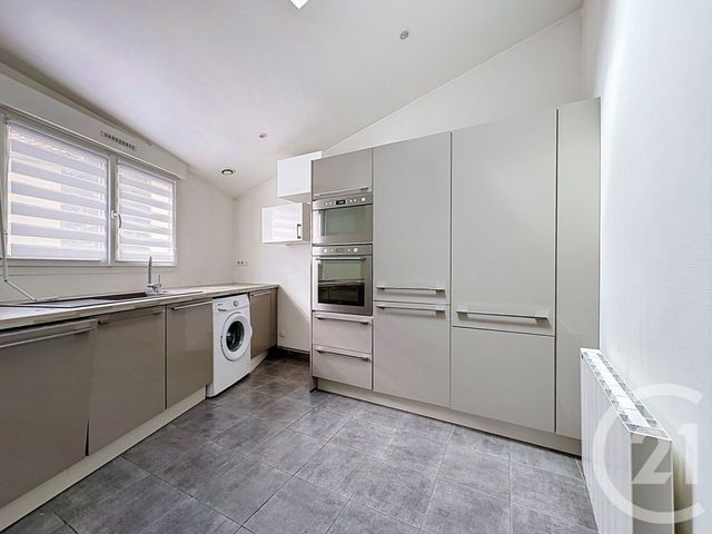Appartement T2 à louer - 2 pièces - 41.6 m2 - CORBEIL ESSONNES - 91 - ILE-DE-FRANCE - Century 21 Martinot Immobilier