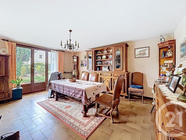 Maison 6 pièces 145 m² · à Vert-le-Petit · 144,8 m² · 327 500 €
