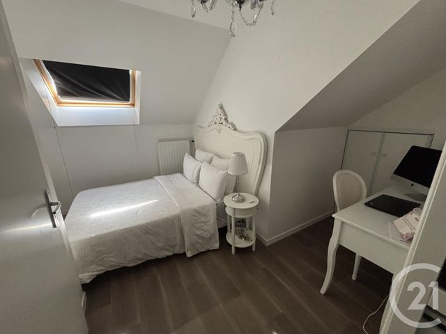 Appartement F4 à vendre - 4 pièces - 71.13 m2 - MENNECY - 91 - ILE-DE-FRANCE - Century 21 Martinot Immobilier