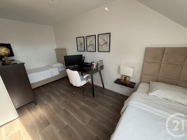Appartement F4 à vendre - 4 pièces - 71.13 m2 - MENNECY - 91 - ILE-DE-FRANCE - Century 21 Martinot Immobilier